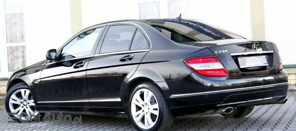 MERCEDES-BENZ Klasa C 230 7G-TRONIC Avantgarde
