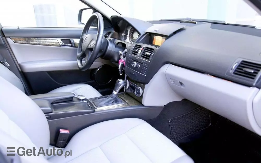 MERCEDES-BENZ Klasa C 230 7G-TRONIC Avantgarde