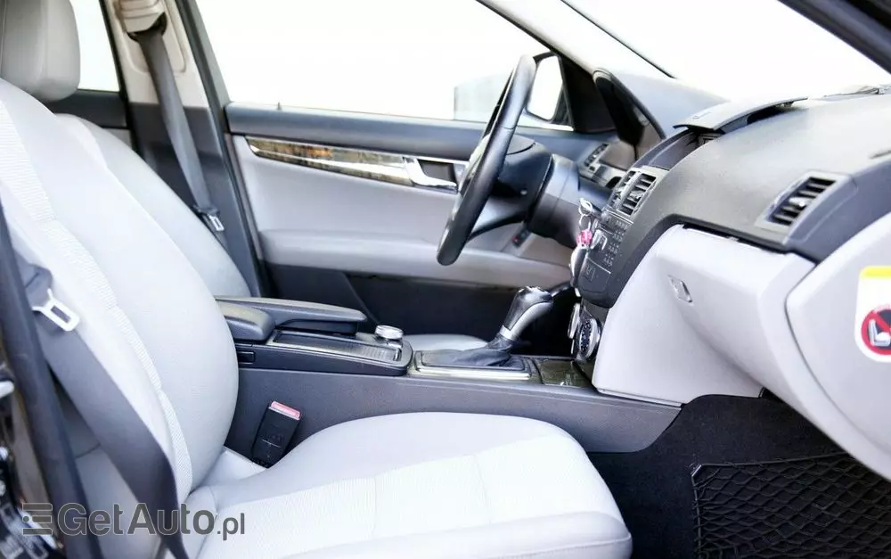MERCEDES-BENZ Klasa C 230 7G-TRONIC Avantgarde