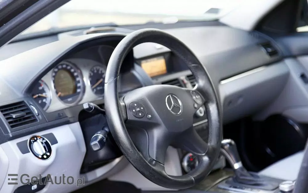 MERCEDES-BENZ Klasa C 230 7G-TRONIC Avantgarde