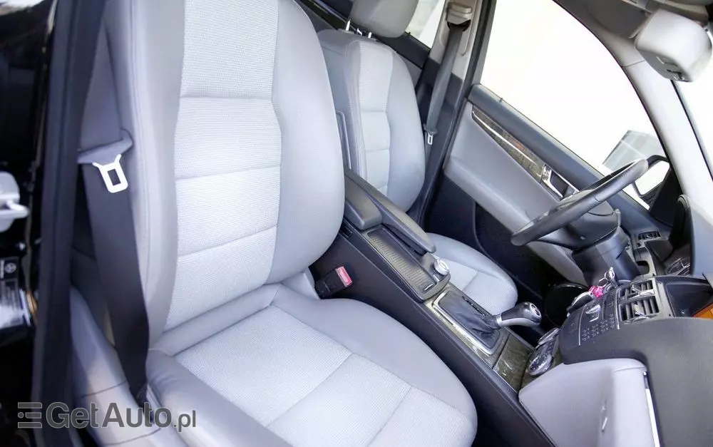 MERCEDES-BENZ Klasa C 230 7G-TRONIC Avantgarde