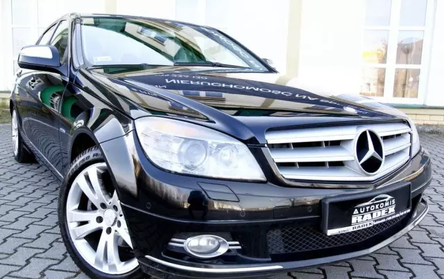 MERCEDES-BENZ Klasa C 230 7G-TRONIC Avantgarde