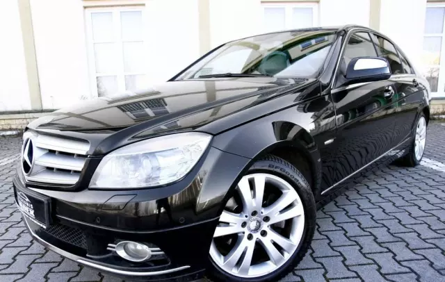 MERCEDES-BENZ Klasa C 230 7G-TRONIC Avantgarde