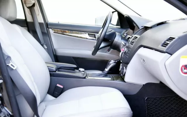 MERCEDES-BENZ Klasa C 230 7G-TRONIC Avantgarde