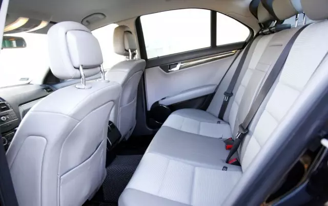 MERCEDES-BENZ Klasa C 230 7G-TRONIC Avantgarde