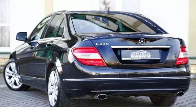 MERCEDES-BENZ Klasa C 230 7G-TRONIC Avantgarde