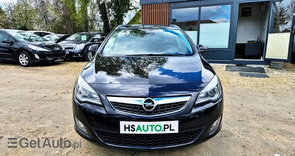 OPEL Astra 1.4 Turbo Cosmo