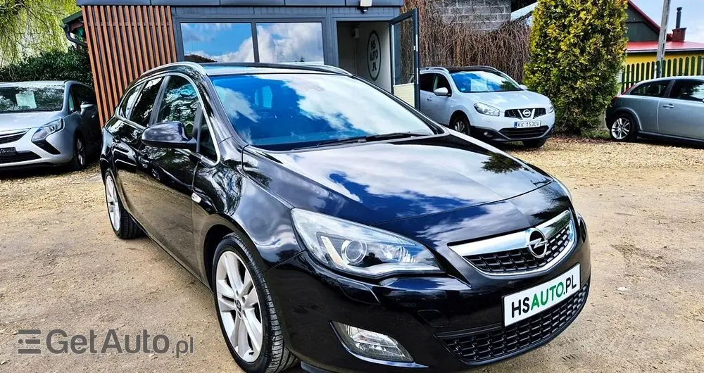 OPEL Astra 1.4 Turbo Cosmo