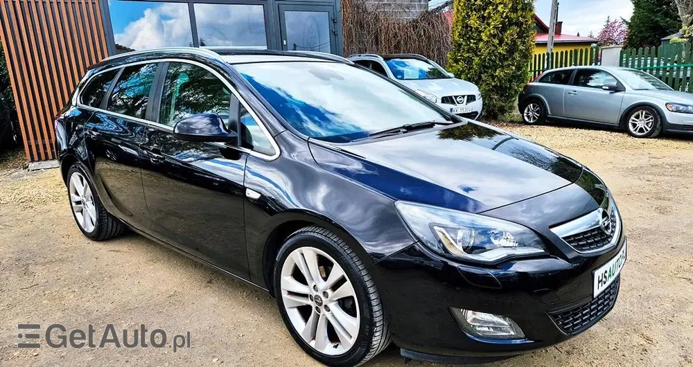 OPEL Astra 1.4 Turbo Cosmo