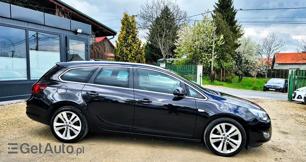 OPEL Astra 1.4 Turbo Cosmo