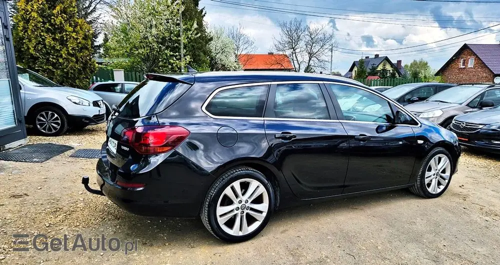OPEL Astra 1.4 Turbo Cosmo