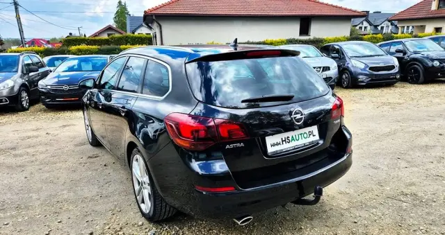 OPEL Astra 1.4 Turbo Cosmo