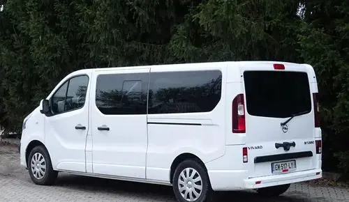 OPEL Vivaro 