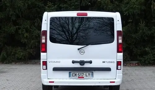 OPEL Vivaro 