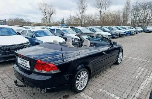 VOLVO C70 