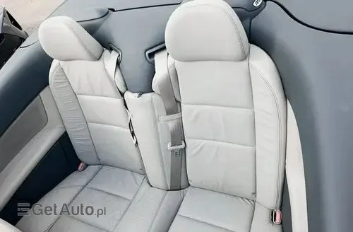VOLVO C70 