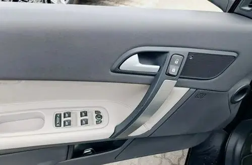 VOLVO C70 