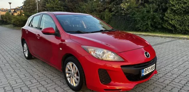 MAZDA 3 
