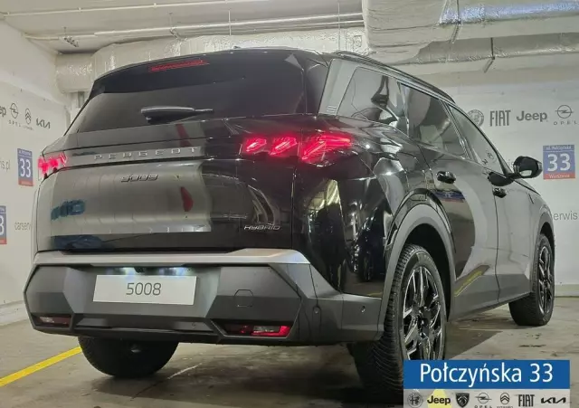 PEUGEOT 5008 