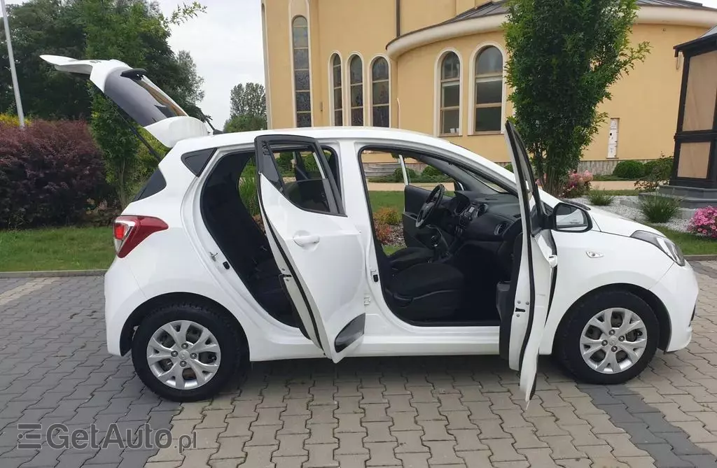 HYUNDAI I10 