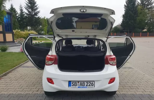 HYUNDAI I10 