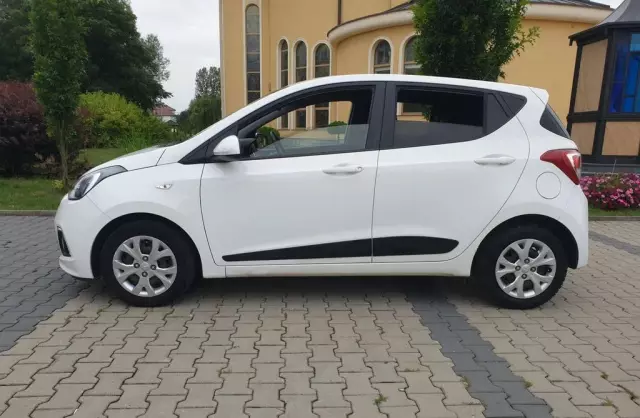 HYUNDAI I10 