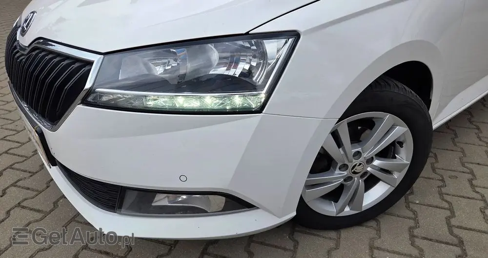 SKODA Fabia 1.0 TSI Ambition