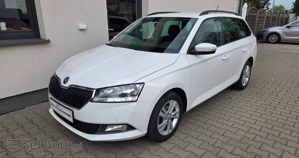 SKODA Fabia 1.0 TSI Ambition