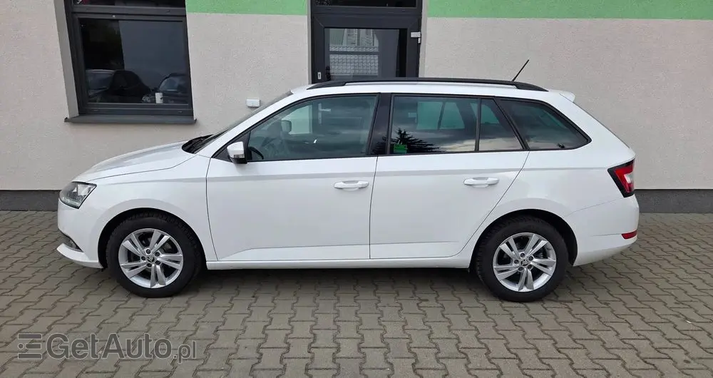 SKODA Fabia 1.0 TSI Ambition