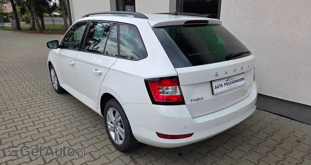 SKODA Fabia 1.0 TSI Ambition