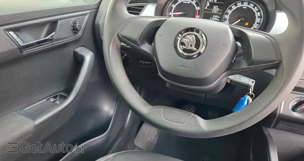 SKODA Fabia 1.0 TSI Ambition