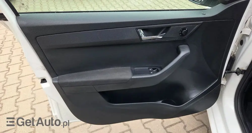 SKODA Fabia 1.0 TSI Ambition
