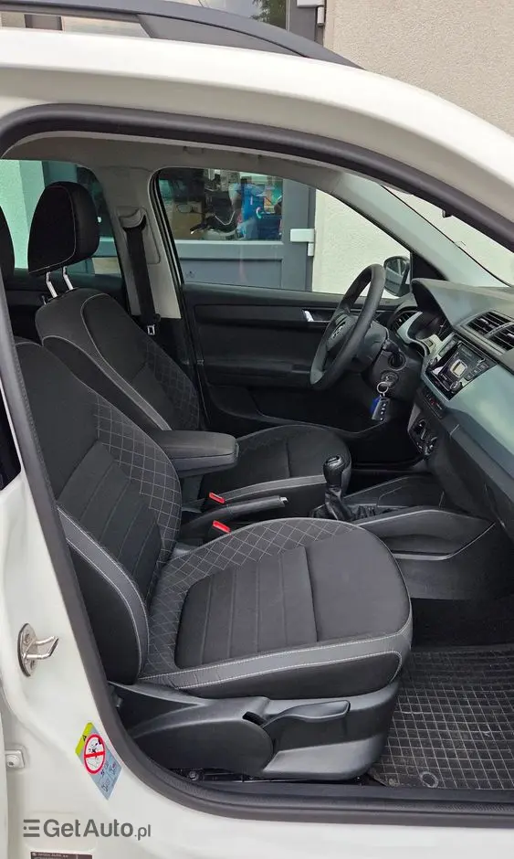 SKODA Fabia 1.0 TSI Ambition