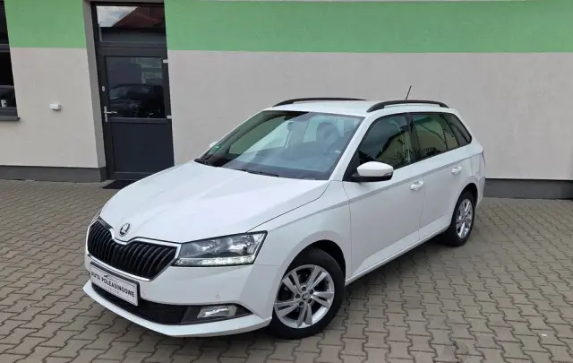 SKODA Fabia 1.0 TSI Ambition