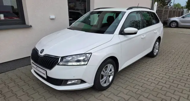 SKODA Fabia 1.0 TSI Ambition