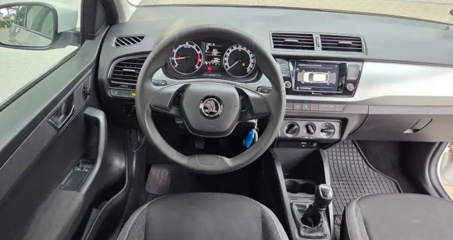 SKODA Fabia 1.0 TSI Ambition