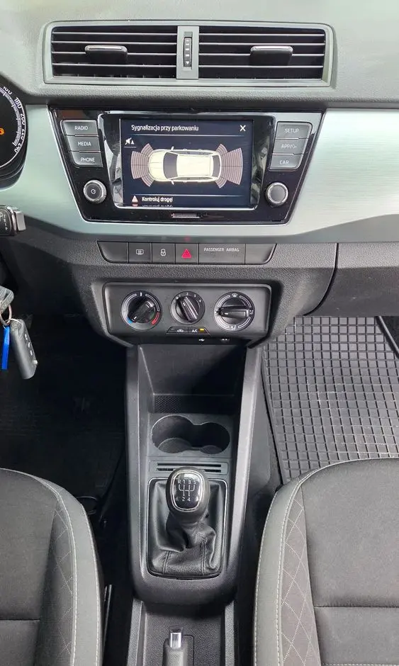 SKODA Fabia 1.0 TSI Ambition