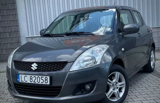 SUZUKI Swift 
