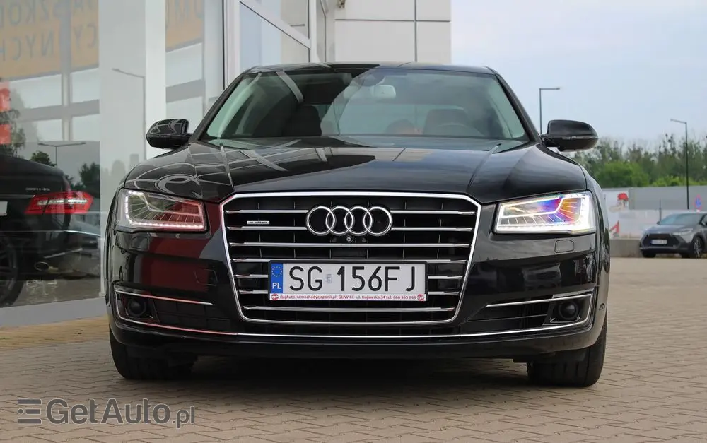 AUDI A8 4.0 TFSI cylinder on demand quattro tiptronic