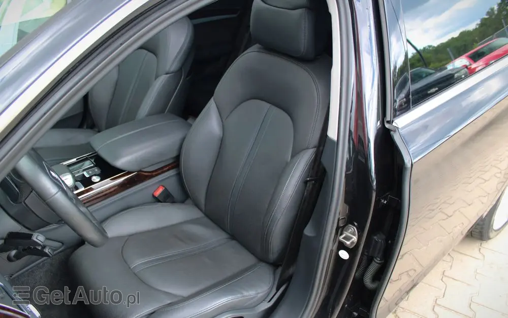 AUDI A8 4.0 TFSI cylinder on demand quattro tiptronic
