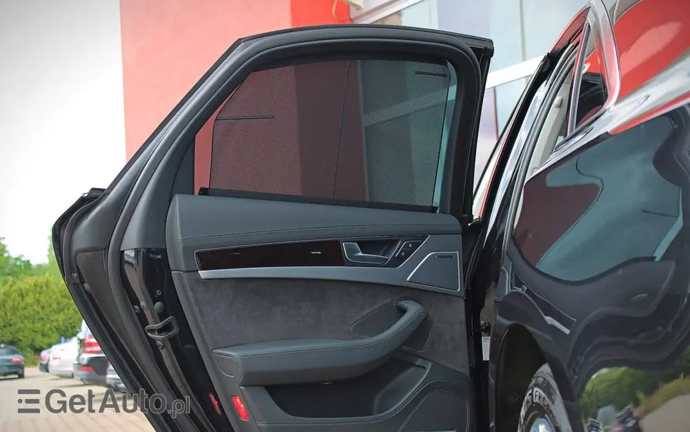 AUDI A8 4.0 TFSI cylinder on demand quattro tiptronic