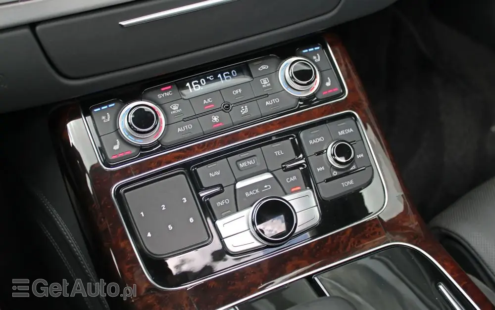 AUDI A8 4.0 TFSI cylinder on demand quattro tiptronic