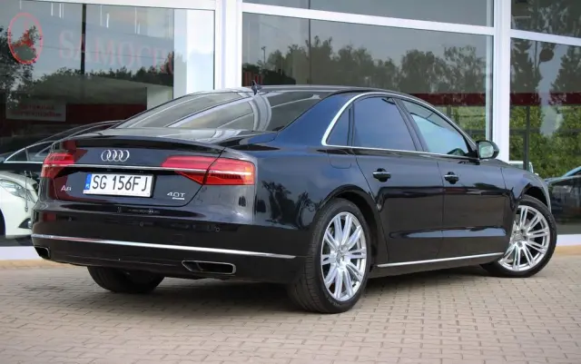 AUDI A8 4.0 TFSI cylinder on demand quattro tiptronic