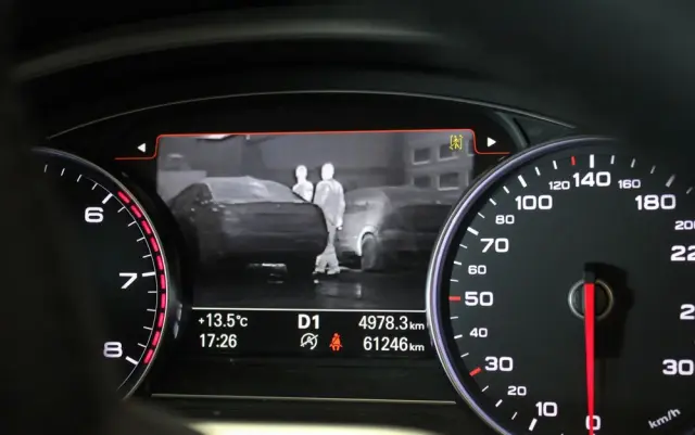AUDI A8 4.0 TFSI cylinder on demand quattro tiptronic