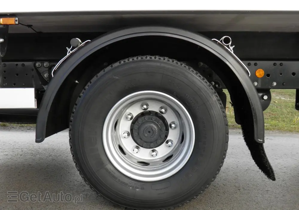 IVECO EUROCARGO 120-190L LIFT EURO6 CHŁODNIA CARRIER XARIOS 600MT 