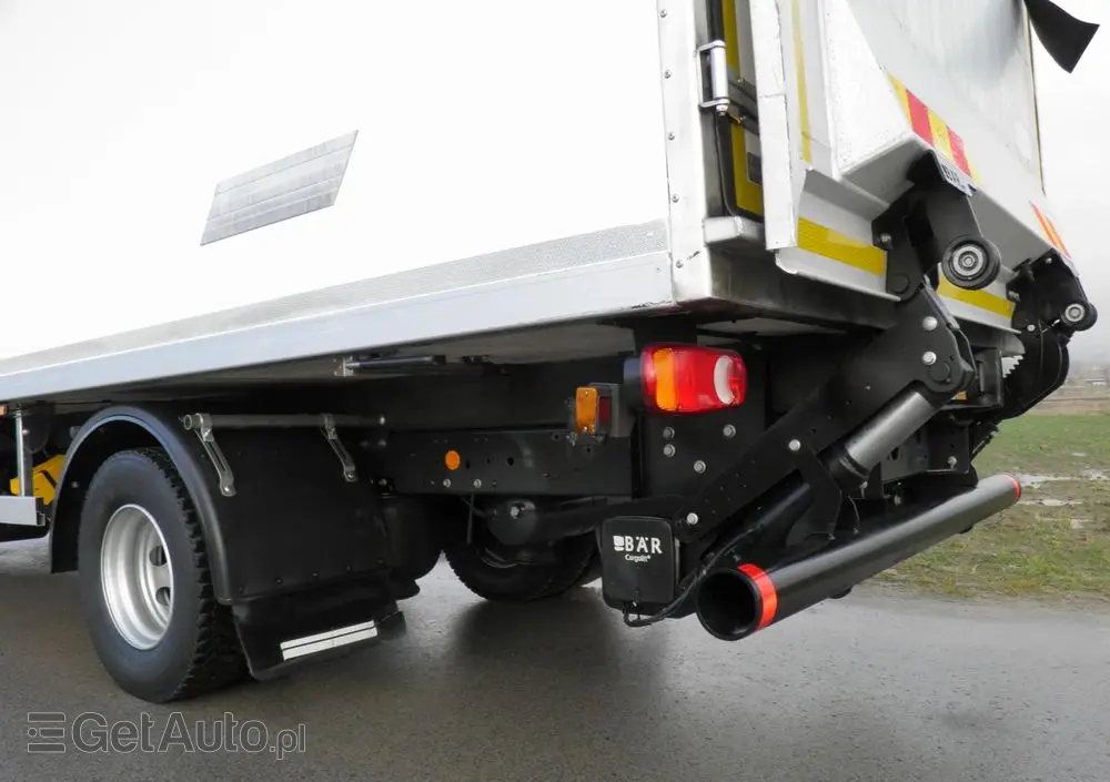 IVECO EUROCARGO 120-190L LIFT EURO6 CHŁODNIA CARRIER XARIOS 600MT 