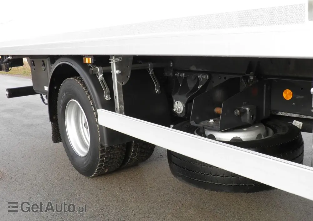 IVECO EUROCARGO 120-190L LIFT EURO6 CHŁODNIA CARRIER XARIOS 600MT 