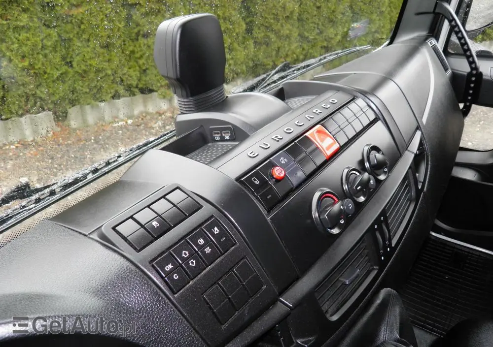 IVECO EUROCARGO 120-190L LIFT EURO6 CHŁODNIA CARRIER XARIOS 600MT 