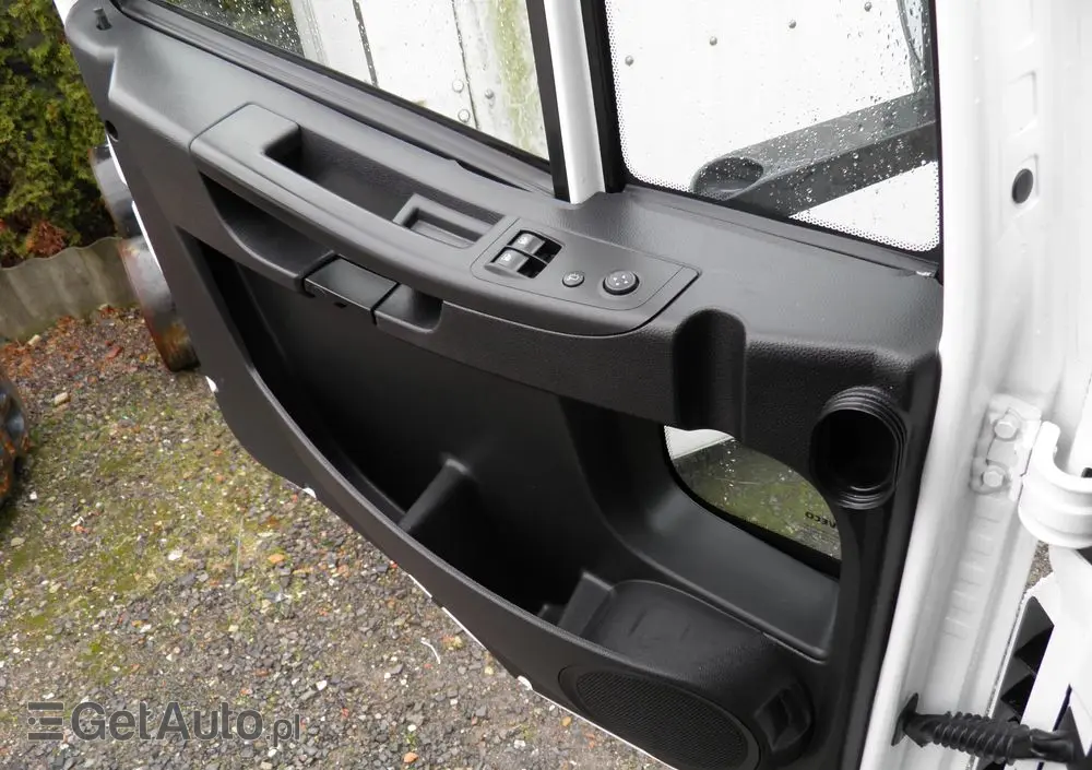 IVECO EUROCARGO 120-190L LIFT EURO6 CHŁODNIA CARRIER XARIOS 600MT 