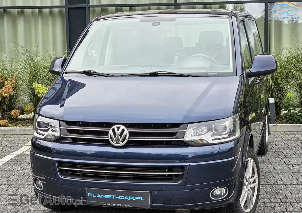 VOLKSWAGEN Multivan 
